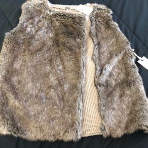 Fur vest